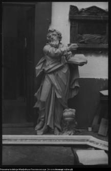 Ciechanowiec, kości&oacute;ł pw. Tr&oacute;jcy Przenajświętszej (rzeźba św. Marka)