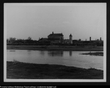 Tykocin, widok na kości&oacute;ł od strony Narwi