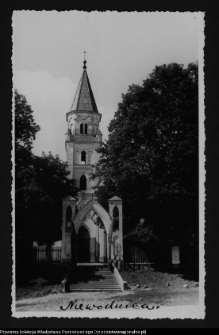 Niewodnica Kościelna, kości&oacute;ł