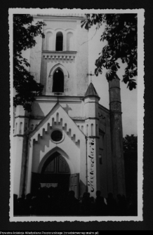 Niewodnica Kościelna, kości&oacute;ł