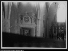 Krasnyb&oacute;r, kości&oacute;ł