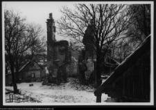 Mielnik, ruiny gotyckiego kościoła Świętej Tr&oacute;jcy