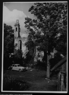 Mielnik, ruiny gotyckiego kościoła Świętej Tr&oacute;jcy