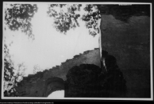 Mielnik, ruiny gotyckiego kościoła Świętej Tr&oacute;jcy