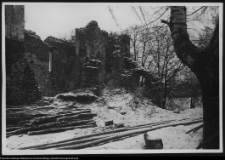 Mielnik, ruiny gotyckiego kościoła Świętej Tr&oacute;jcy