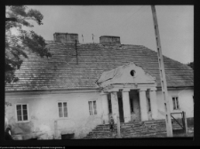 Niećkowo, dw&oacute;r i przybud&oacute;wka