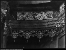 Szczuczyn, dekoracja ołtarza gł&oacute;wnego