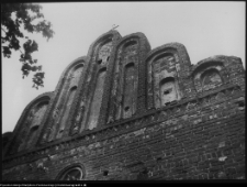 Niedźwiadna, kości&oacute;ł