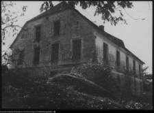 Cis&oacute;w, dw&oacute;r