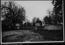 Siemiatycze, brama pałacowa