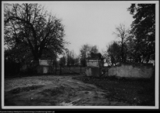 Siemiatycze, brama pałacowa