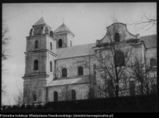 R&oacute;żanystok, kości&oacute;ł