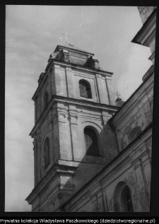 R&oacute;żanystok, kości&oacute;ł
