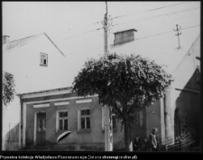 Jedwabne, Plac Świerczewskiego 9