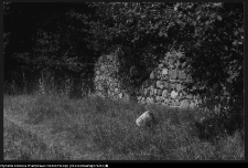 Mur cmentarny
