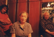 Ukraina. Drohobycz. Wizyta u Pani Dziuni z żydowskiej gminy wyznaniowej i jej męża Pana Semena. „Kolekcja fotografii dokumentalnej – Ukraina”. [Dokument ikonograficzny]