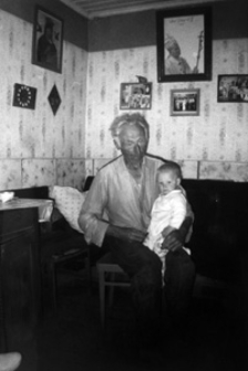 Piaskowce. Ze spotkania. Kolekcja fotografii dokumentalnej „Losy posłuchane – Białoruś”. [Dokument ikonograficzny]