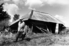 Wieś Dworczany. Kolekcja fotografii dokumentalnej „Losy posłuchane – Białoruś”. [Dokument ikonograficzny]
