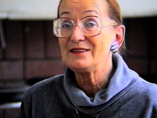 Teresa Lubkiewicz-Urbanowicz. Spotkanie autorskie / Boża podszewka - „Ludzie Pogranicza” – kolekcja filmowa [Materiał audiovideo]