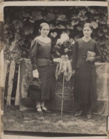 Białoruś. Wieś Arcisze. Fotografia z albumu rodzinnego mieszkańców wsi Arcisze. Kolekcja fotografii archiwalnej – Losy posłuchane - Białoruś. [Dokument ikonograficzny]