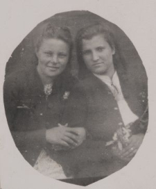 Białoruś. Wieś Arcisze. Fotografia z albumu rodzinnego Władzi Kirwiel (ur. 1926). Kolekcja fotografii archiwalnej – Losy posłuchane - Białoruś. [Dokument ikonograficzny]