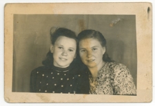 Białoruś. Wieś Piaskowce. Fotografia z albumu rodzinnego Juliana Czapli (ur. 1921). Kolekcja fotografii archiwalnej – Losy posłuchane - Białoruś. [Dokument ikonograficzny]