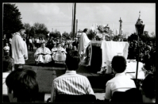 Msza św. przy kościele pw. Św. Kazimierza Królewicza, ul. Św. Kazimierza, Białystok, 1981 r.