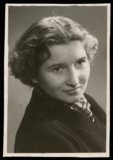 Zdjęcie portretowe Ligii Haliny Liskowackiej–Zinkow, lata 50. XX w.