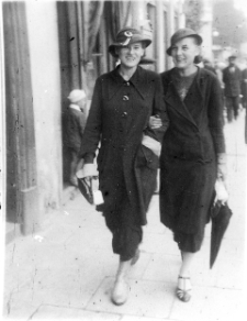Jadwiga Kurnicka (po prawej), Białystok, 1935 r.