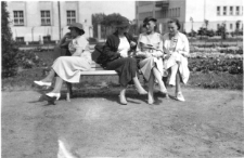 Irena Kurnicka i Jadwiga Kurnicka, Park Planty, Bialystok, 1938 r.