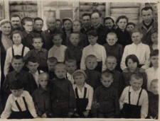Wychowankowie polskiego domu dziecka, Jewgaszczyn, obwód Omski Rosyjskiej SSR, ok. 1942 r.