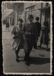Wilhelm Bilewicz z żoną Jadwigą, Białystok, 1949 r.
