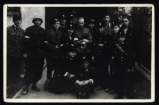 Stary, Niemowa, Lolek, Dąb, Wierzba, Oleńka, Silny, Bart, Kruk, Ryki, Brysk, Cym, Szczygieł, Śnieżka podczas Powstania Warszawskiego, Warszawa, 10 sierpnia 1944 r.