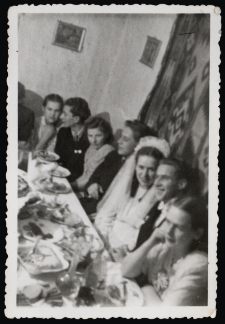 Wesele w domu przy ul. Koszykowej 19, Białystok, 1950 r.