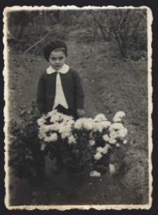 Roman Tylicki w ogrodzie, ul. Słonimska 6, Białystok, lata 30. XX w.