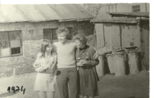 Zdjęcie rodzinne Ulmanów, ul. Starobojarska5 , Białystok, 1974 r.