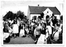 Kobiety,w strojach ludowych, lata 20-30. XX w.