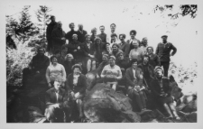 Wycieczka zakładowa pracowników Fabryki Przyrządów i Uchwytów w Białymstoku w góry, lata 70-80. XX w.
