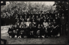 Uczennice gimnazjum im. ks. Anny z Sapiehów Jabłonowskiej, Białystok, 1938 r.