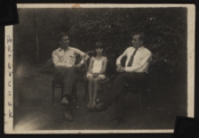 Od lewej: prof. Aleksander Krawczuk, Danuta Rymińska, osoba nierozpoznana, Woroszyły, 1932 r.