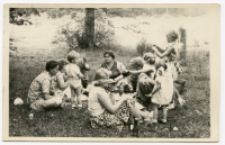 Podczas pikniku, Białowieża, lata 60. XX w.