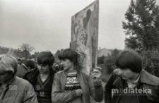 Giełda staroci, Plac XXX-lecia PRL, Białystok, ok. 1978 r., fot. ze zbiorów Andrzeja Trzcińskiego