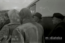 Giełda staroci, Plac XXX-lecia PRL, Białystok, ok. 1978 r., fot. ze zbiorów Andrzeja Trzcińskiego