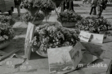 Giełda staroci, Plac XXX-lecia PRL, Białystok, ok. 1978 r., fot. ze zbior&oacute;w Andrzeja Trzcińskiego