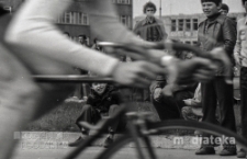 Wyścig kolarski, Białystok, ok. 1978 r., fot. ze zbiorów Andrzeja Trzcińskiego