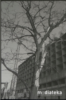 Blok w budowie, Białystok, druga połowa lat 70. XX w., fot. ze zbiorów Andrzeja Trzcińskiego