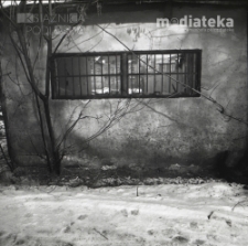 Stara architektura murowana, okolice ul. Młynowej, Białystok, druga połowa lat 70. XX w., fot. ze zbiorów Andrzeja Trzcińskiego