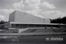 Filharmonia Podlaska, ul. Podleśna 2, Białystok, druga połowa lat 70. XX w., fot. ze zbiorów Andrzeja Trzcińskiego