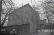 Murowana kamienica, okolice ul. Mazowieckiej, Białystok, druga połowa lat 70. XX w., fot. ze zbiorów Andrzej Trzcińskiego
