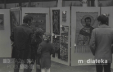 Plenerowa wystawa malarstwa i rękodzieła podlaskich twórców, ul. Podleśna 2, Białystok, druga połowa lat 70. XX w., fot. ze zbiorów Andrzeja Trzcińskiego